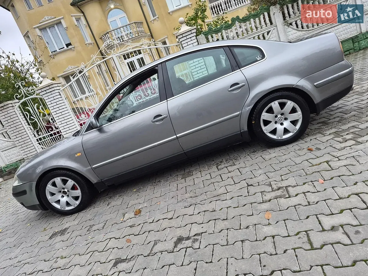Volkswagen Passat 2003 photo 3