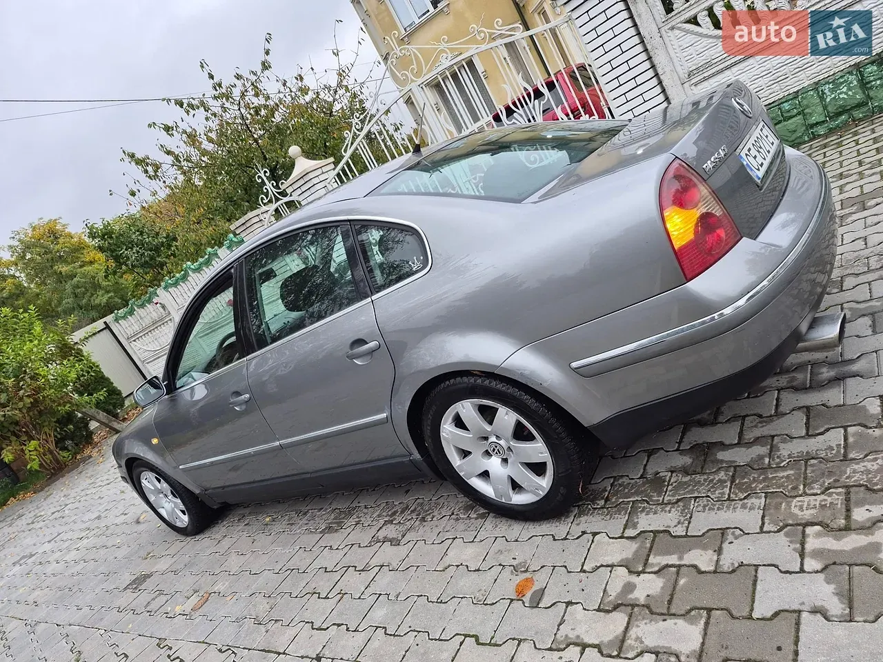 Volkswagen Passat 2003 photo 4