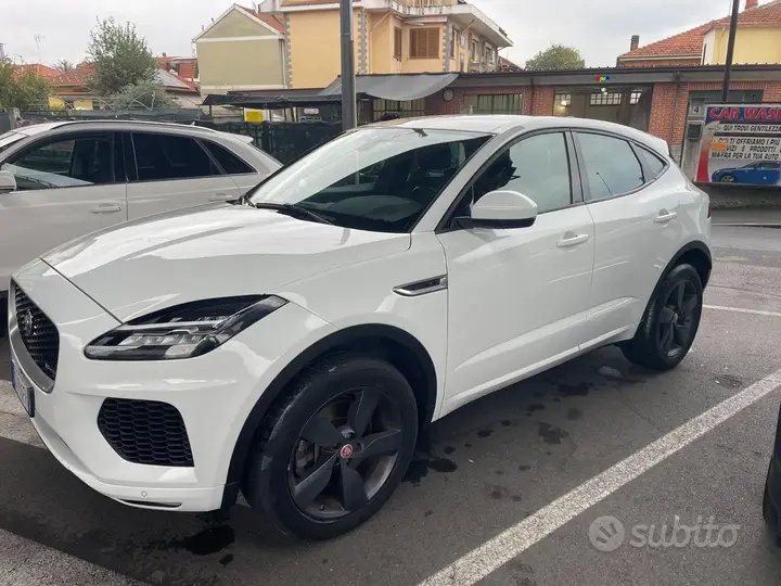 Jaguar E-Pace 2020 photo 2