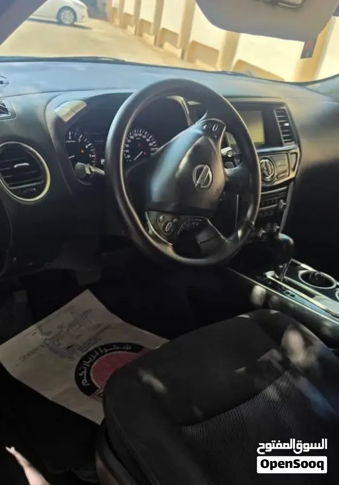 Nissan Pathfinder 2014 photo 2