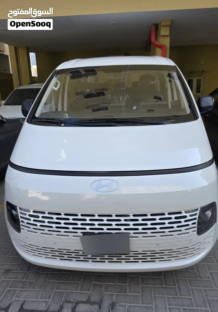 Hyundai Staria