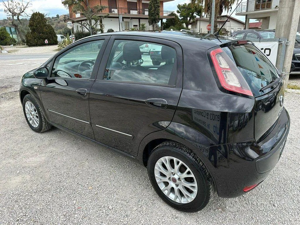 Fiat Punto Evo 2010 photo 4