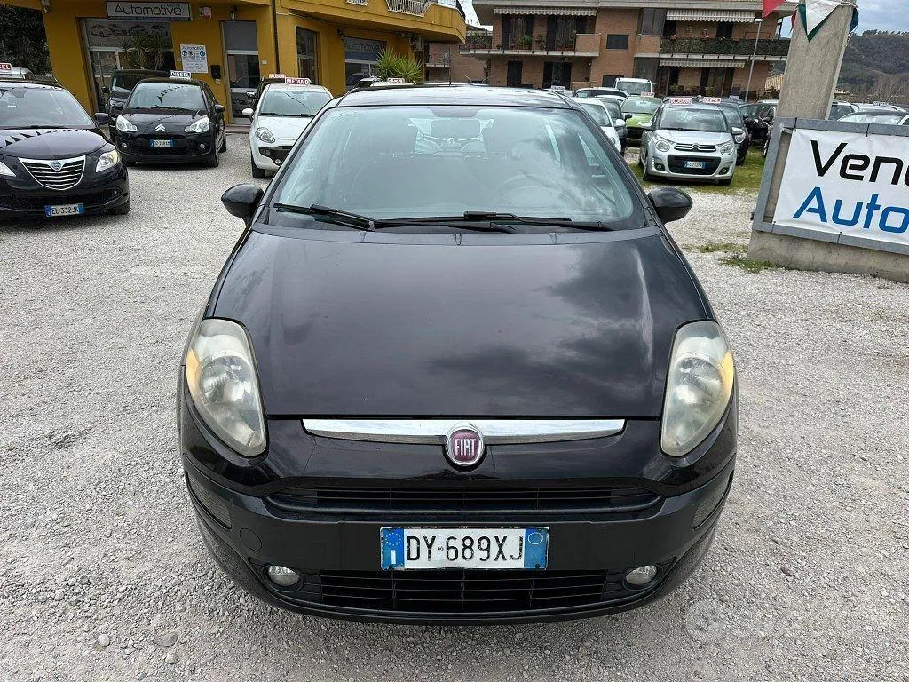 Fiat Punto Evo 2010 photo 2