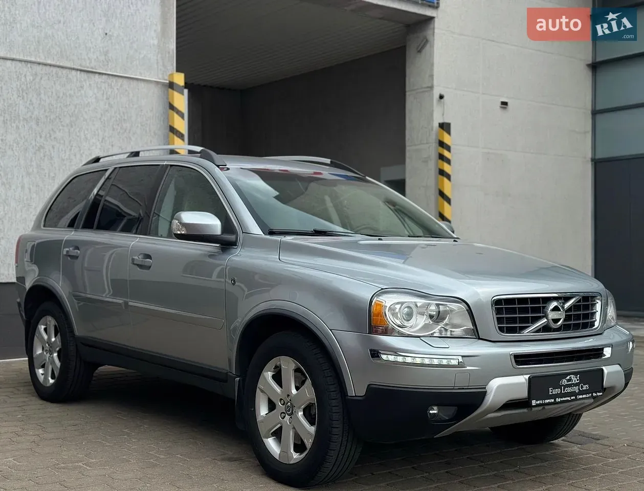 Volvo Xc90 2011 photo 2