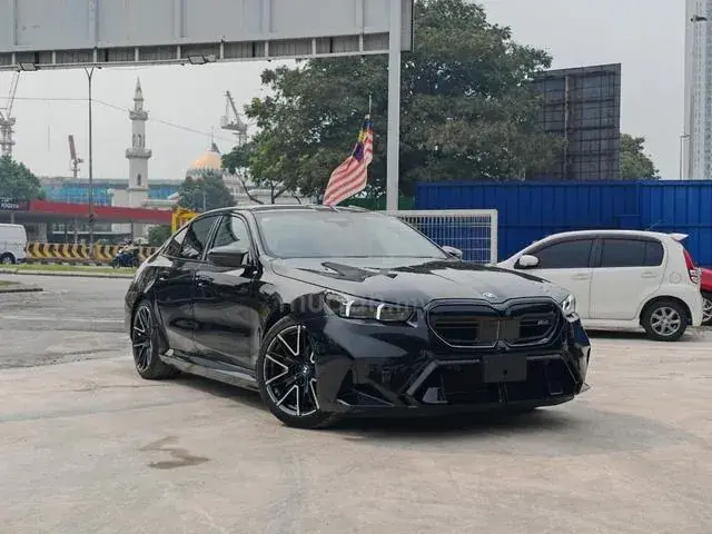BMW M5