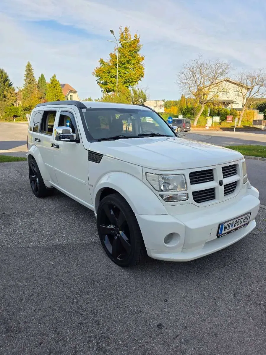 Dodge Nitro 2008 photo 2