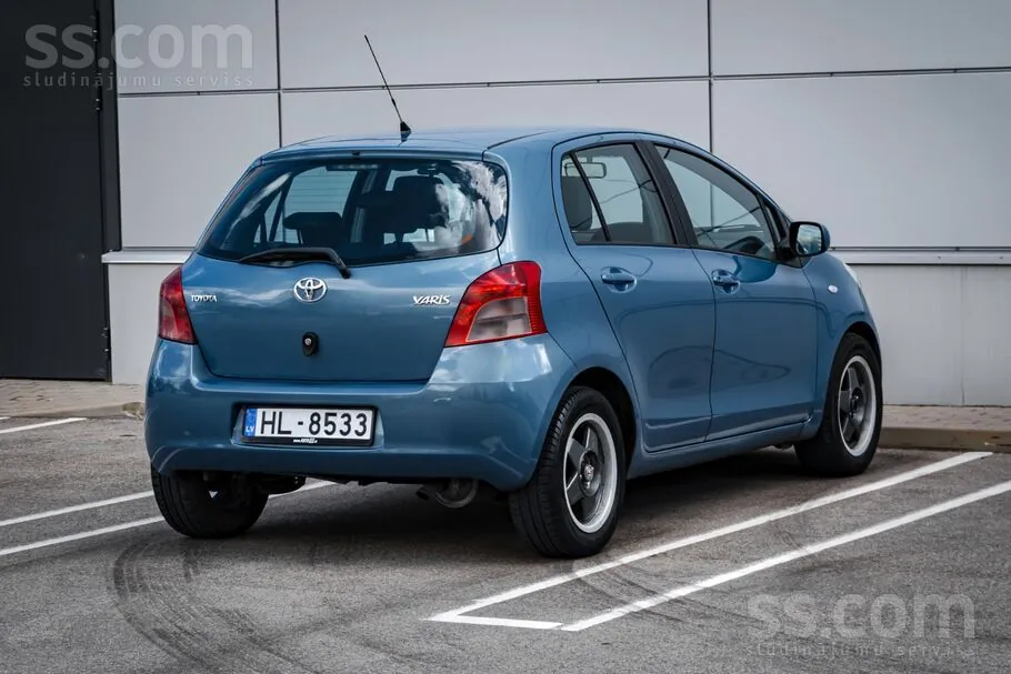 Toyota Yaris 2006 photo 4
