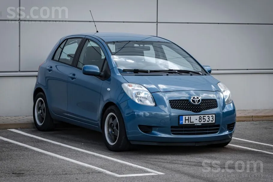Toyota Yaris 2006 photo 3