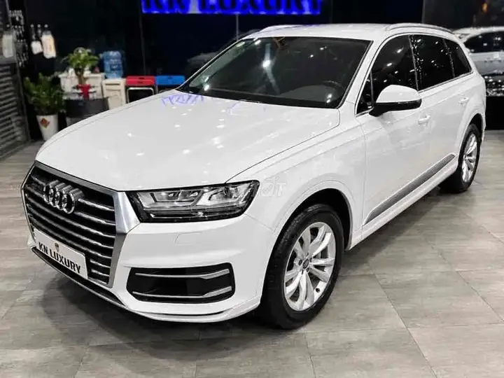 Audi Q7 2016 photo 2