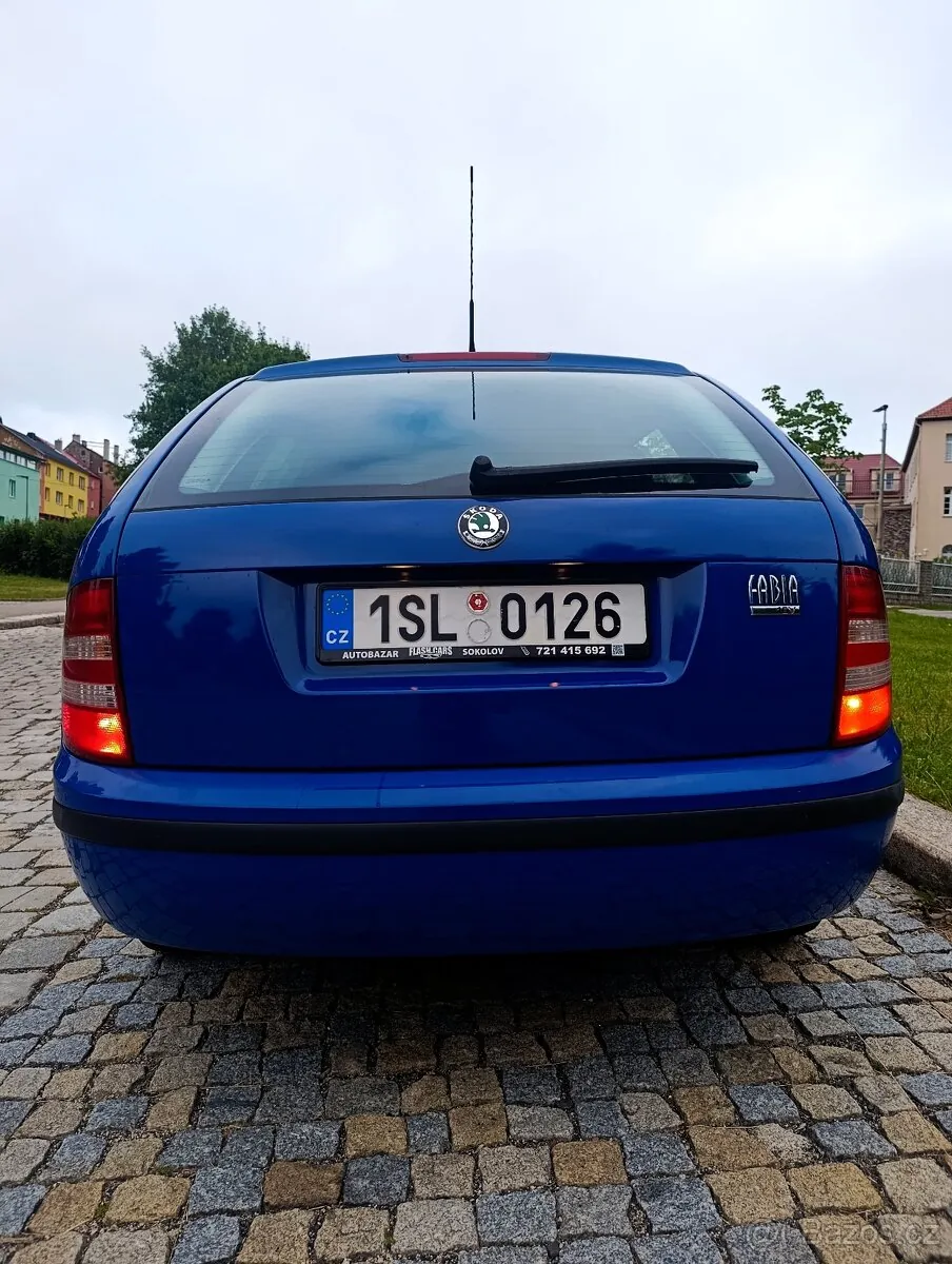 Skoda Fabia 2007 photo 5