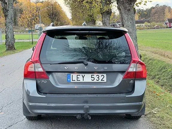 Volvo V70 2011 photo 5