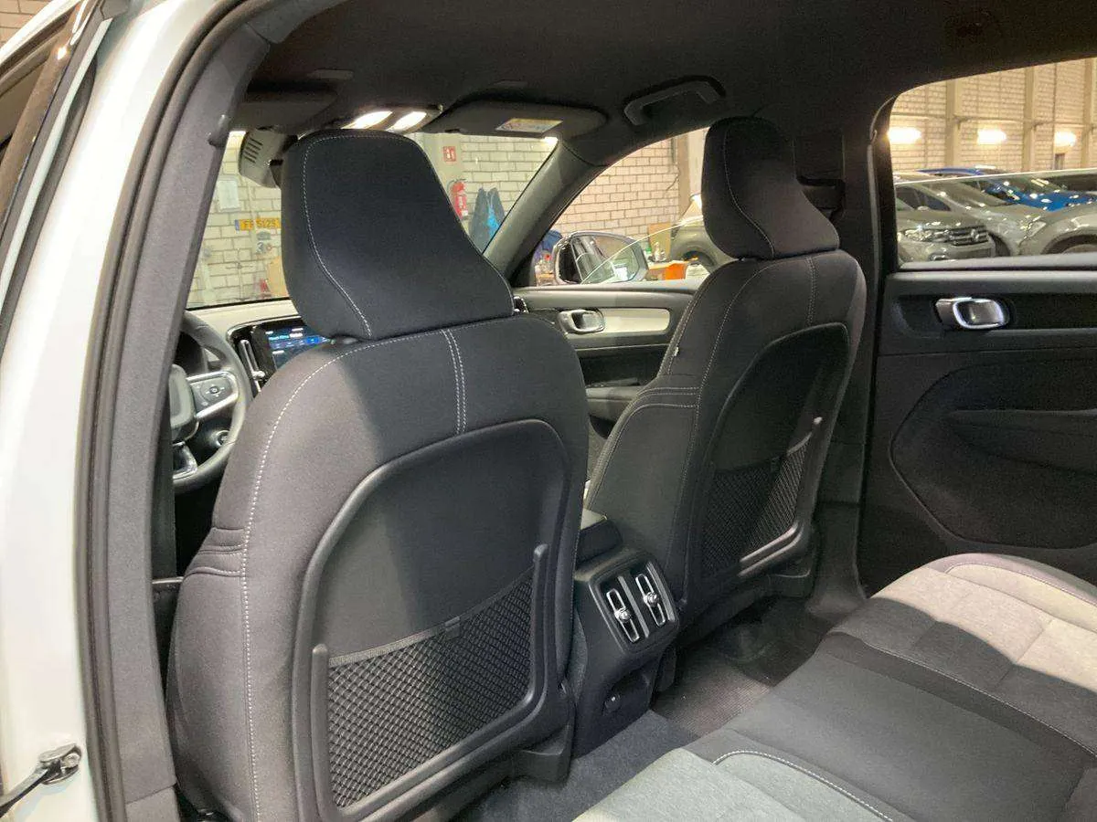 Volvo Xc40 2023 photo 5