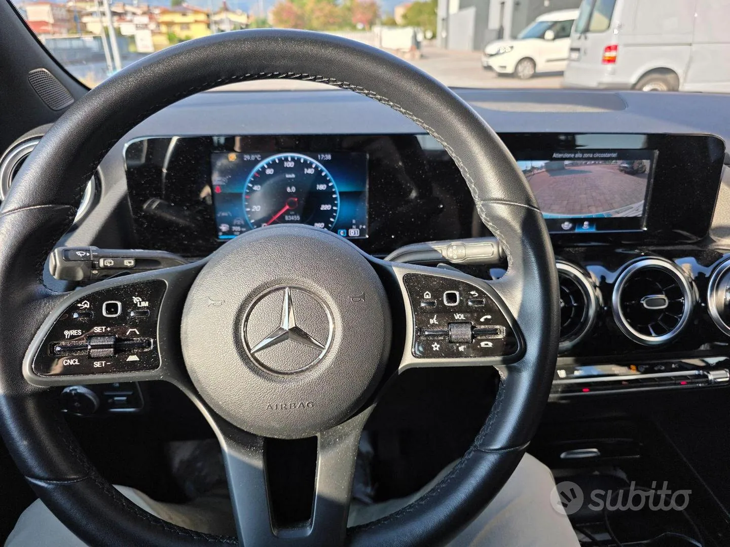 Mercedes-Benz Gla 2022 photo 2