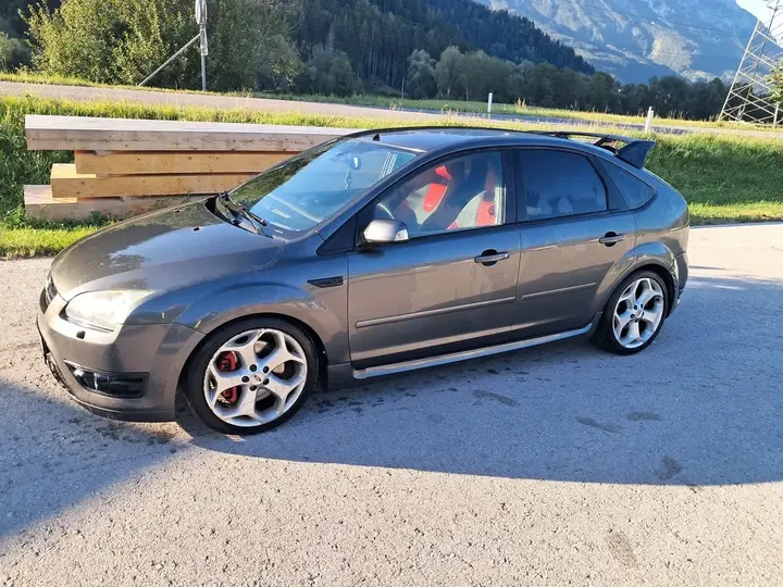 Ford Focus 2006 photo 3