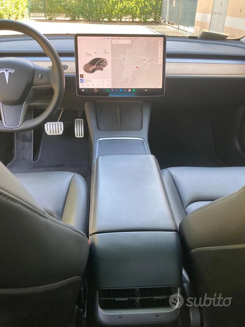 Tesla Model 3 2021 photo 4