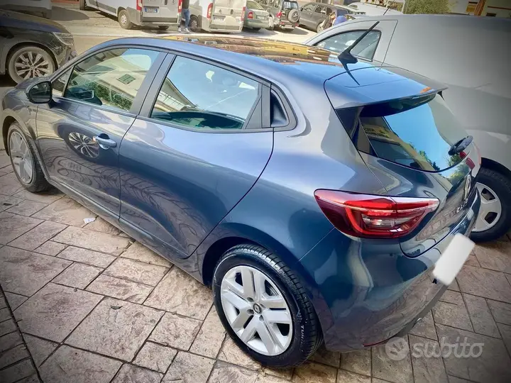 Renault Clio 2022 photo 4
