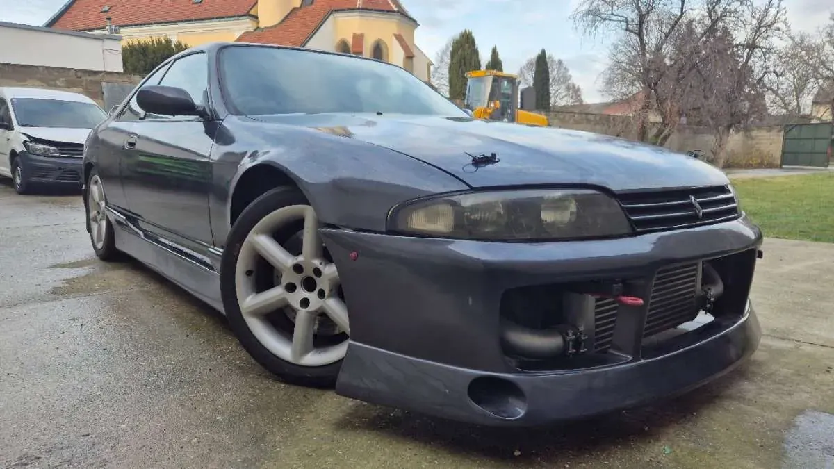 Nissan Skyline