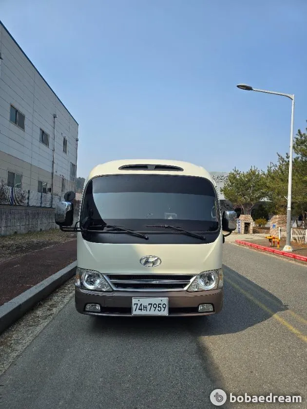 Hyundai County