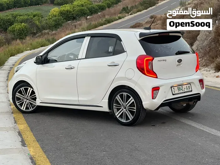 Kia Picanto 2018 photo 2