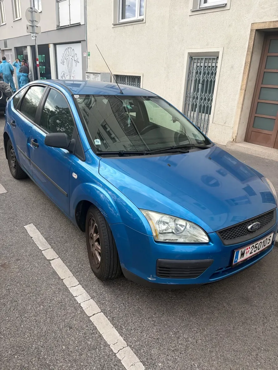 Ford Focus 2005 photo 3