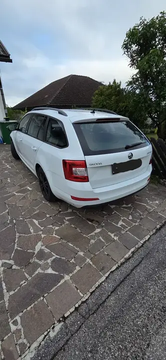 Skoda Octavia Combi 2016 photo 3