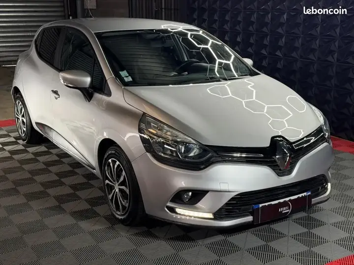 Renault Clio 2019 photo 3