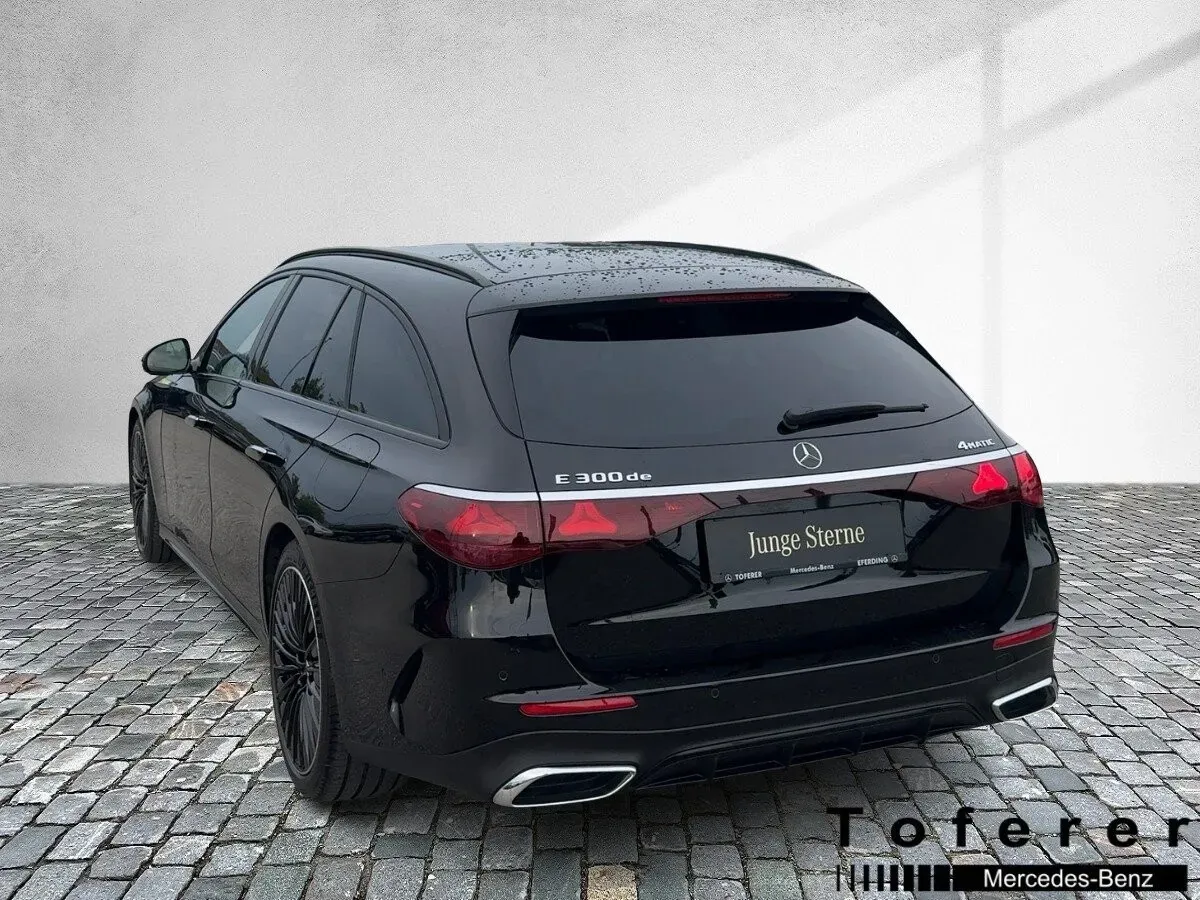 Mercedes-Benz E-Class 2025 photo 3