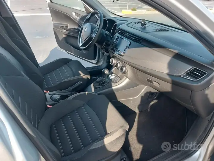 Alfa Romeo Giulietta 2020 photo 5