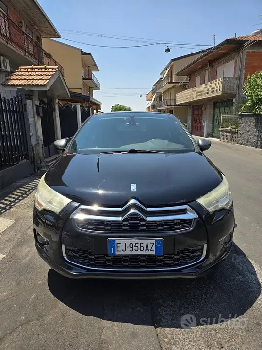 DS Automobiles Ds 4 2011 photo 4
