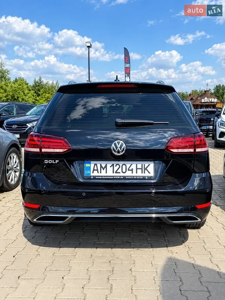 Volkswagen Golf