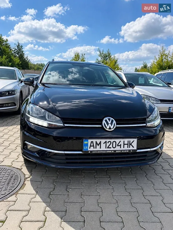 Volkswagen Golf 2020 photo 2