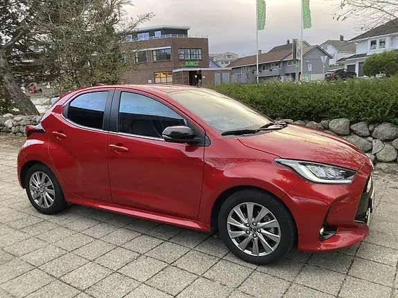 Mazda 2 2023 photo 3