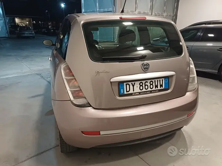 Lancia Ypsilon 2010 photo 4