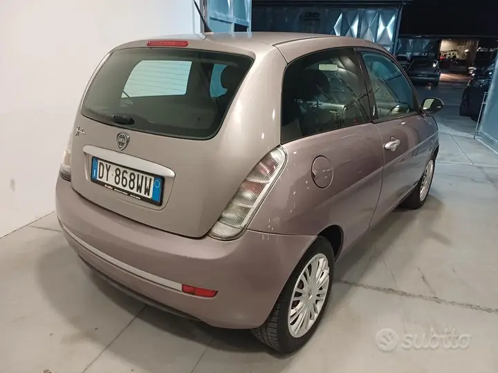 Lancia Ypsilon 2010 photo 5