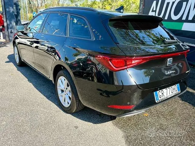 Seat Leon 2023 photo 4