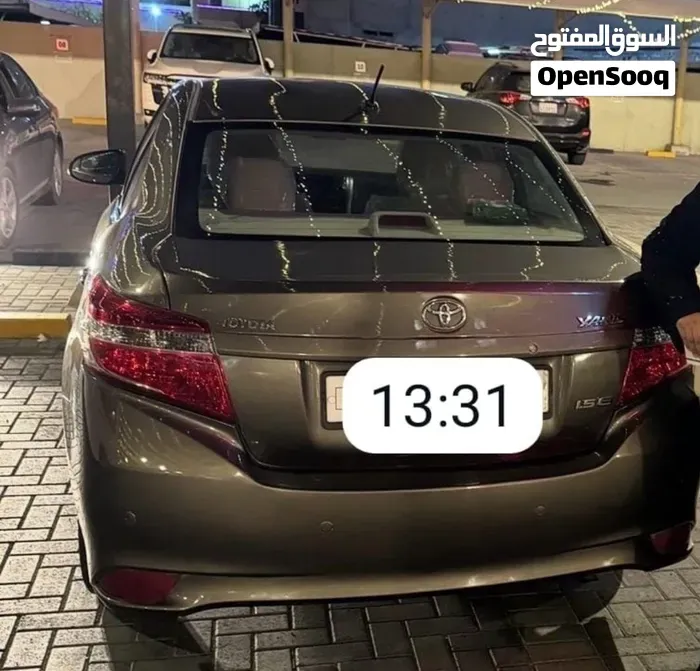 Toyota Yaris 2017 photo 2