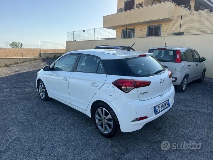 Hyundai I20 2018 photo 4