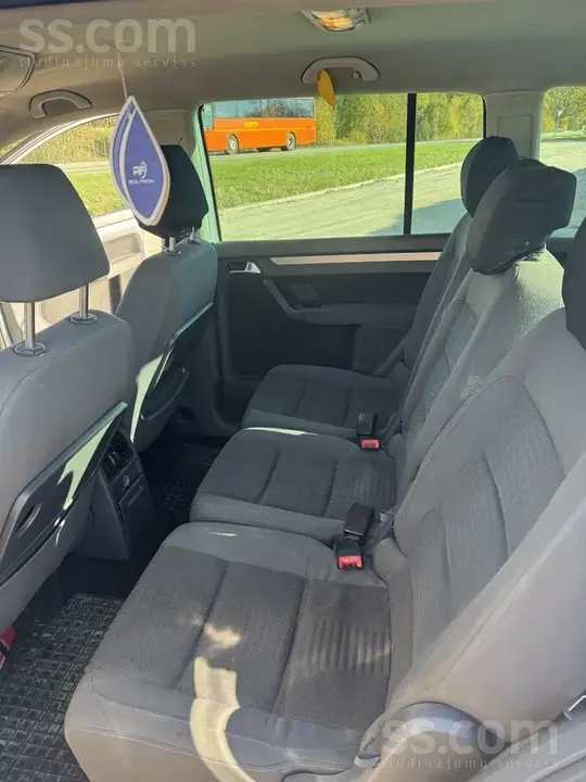 Volkswagen Touran 2006 photo 5