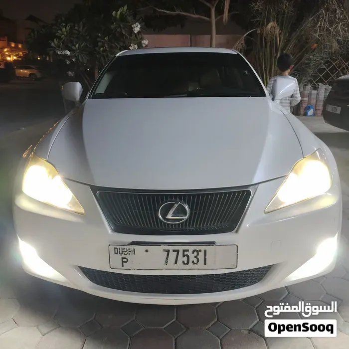 Lexus Is