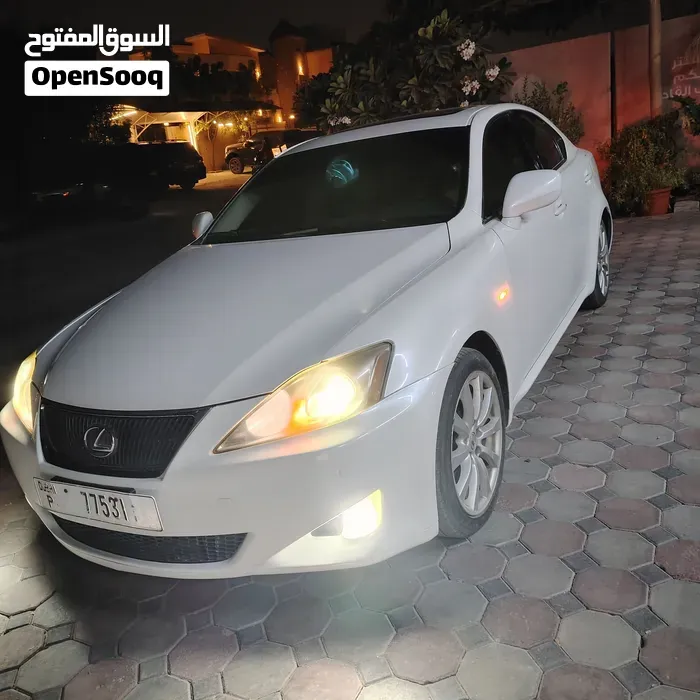 Lexus Is 2008 photo 2