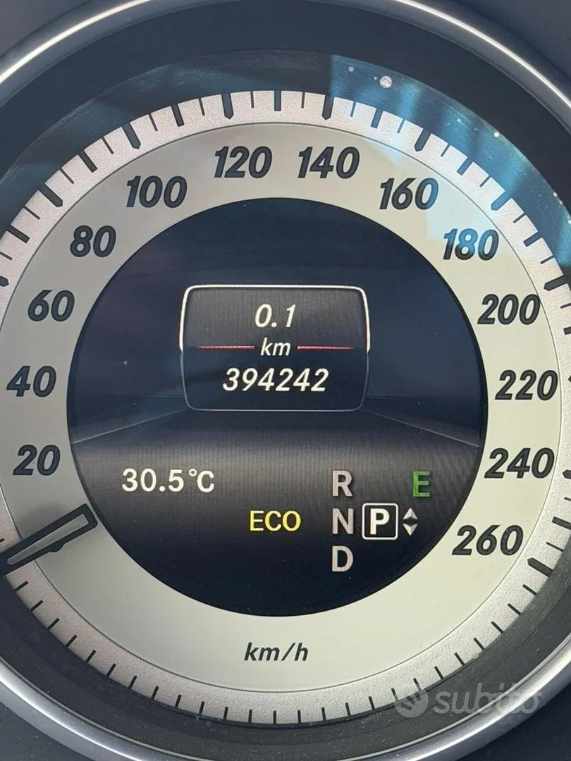 Mercedes-Benz E 2013 photo 3