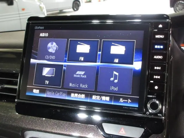 Honda N-Box 2018 photo 2