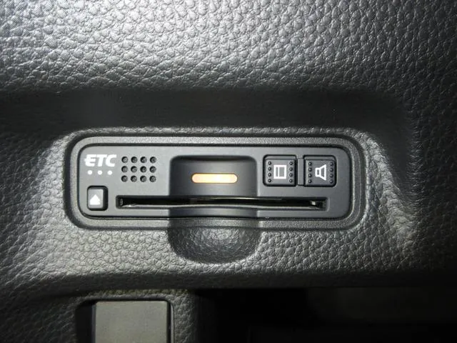Honda N-Box 2018 photo 4