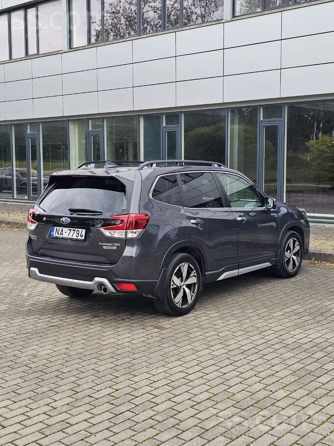 Subaru Forester 2021 photo 3