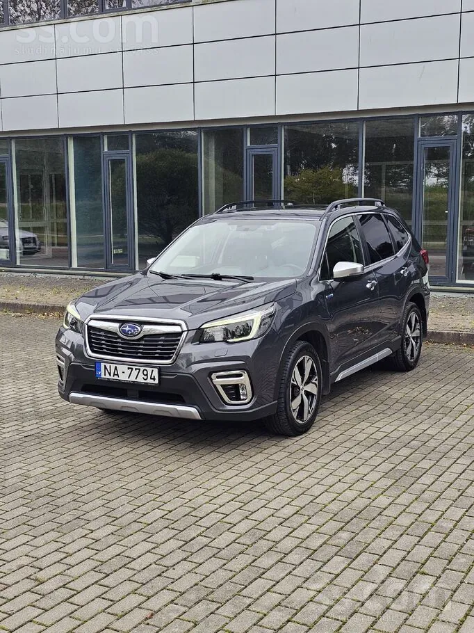 Subaru Forester 2021 photo 2