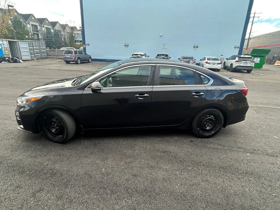 Kia Forte 2019 photo 4