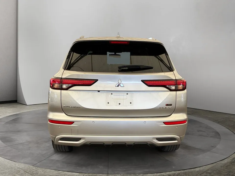 Mitsubishi Outlander 2025 photo 4