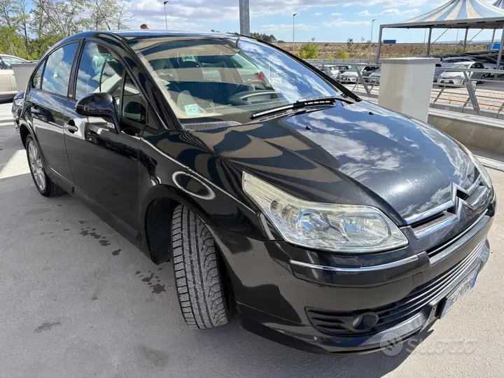 Citroen C4 2007 photo 2