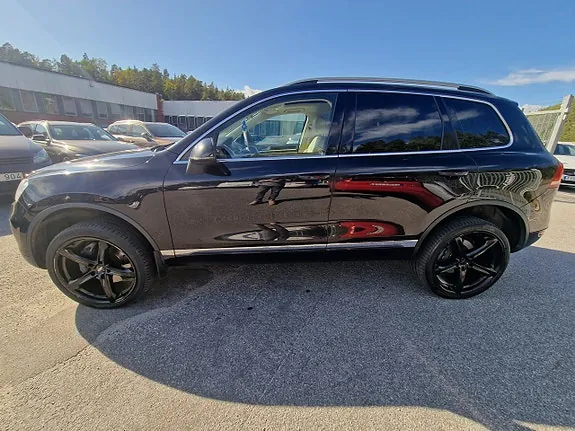 Volkswagen Touareg 2011 photo 3