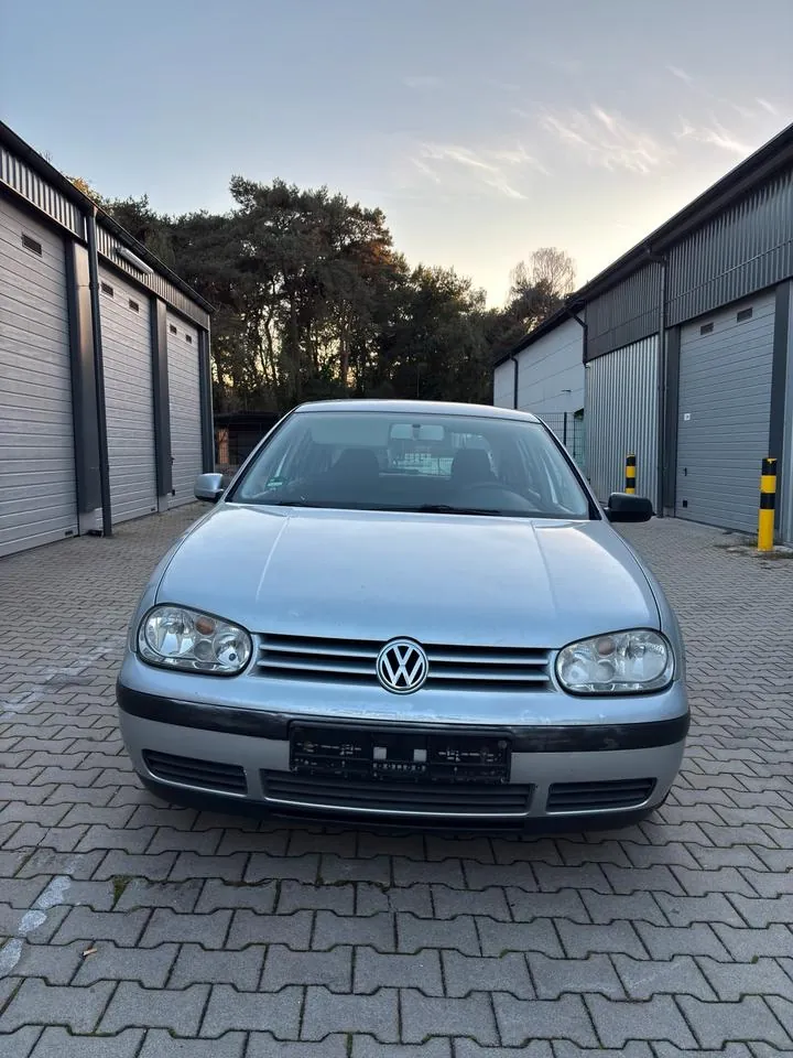Volkswagen Golf 4